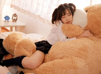 Mưa như trút nước khiến tôi ngập ngừng bước đi