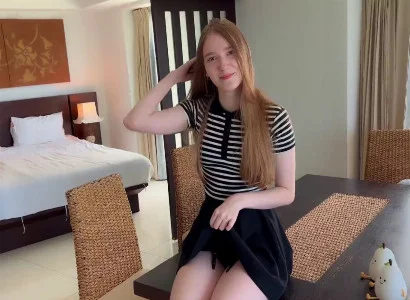 Anh chàng mê xê dịch đưa lễ tân đi ăn rồi địt