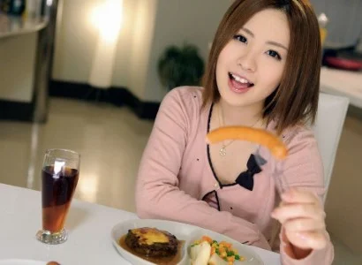 Bạn trai ăn tối xong rồi chịch em